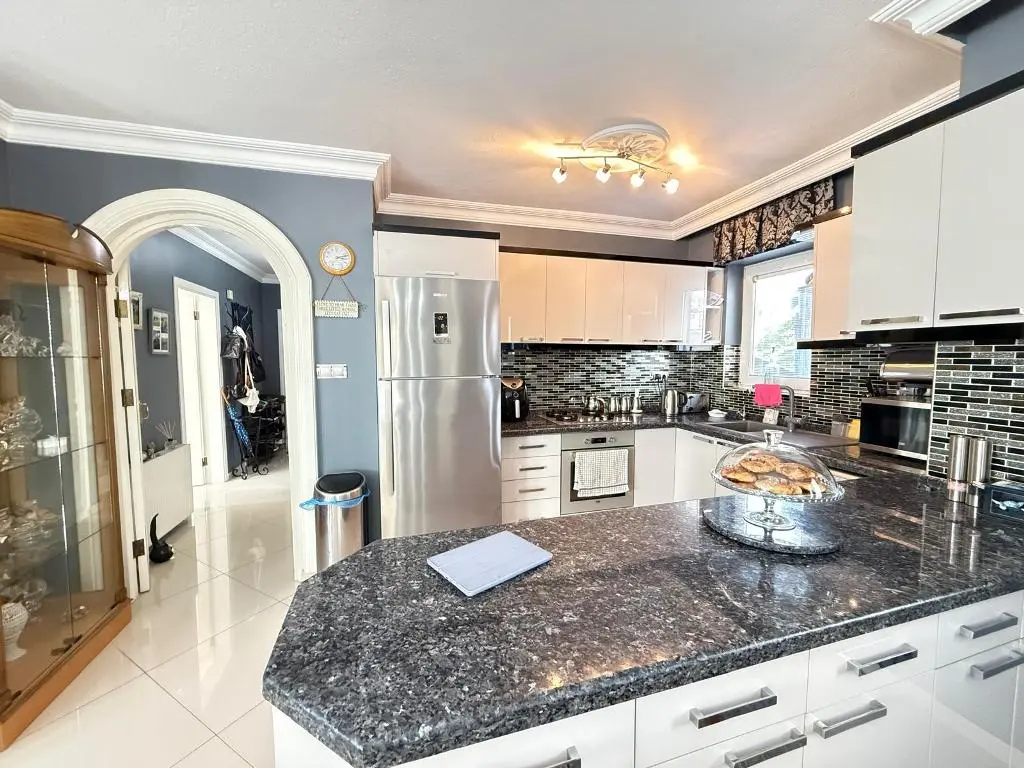 Modern kitchen
